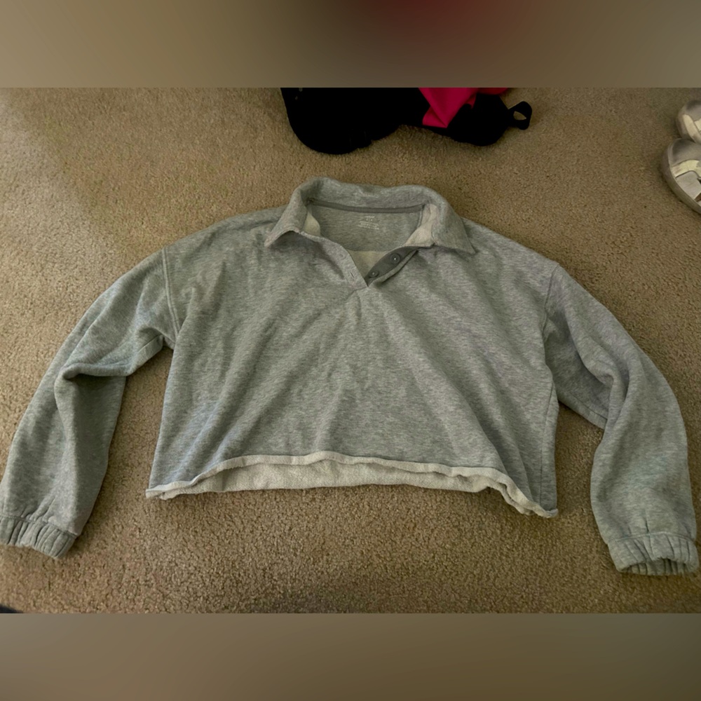 Aerie grey quarter button cropped sweater